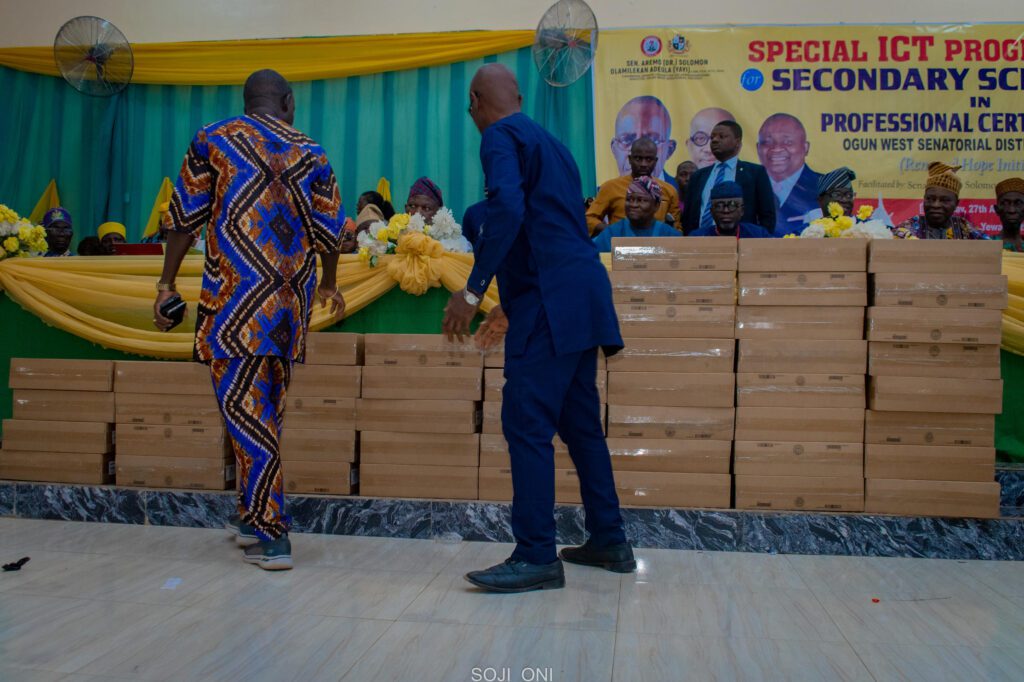 Second ICT Training for Secondary Schools dsc 7914