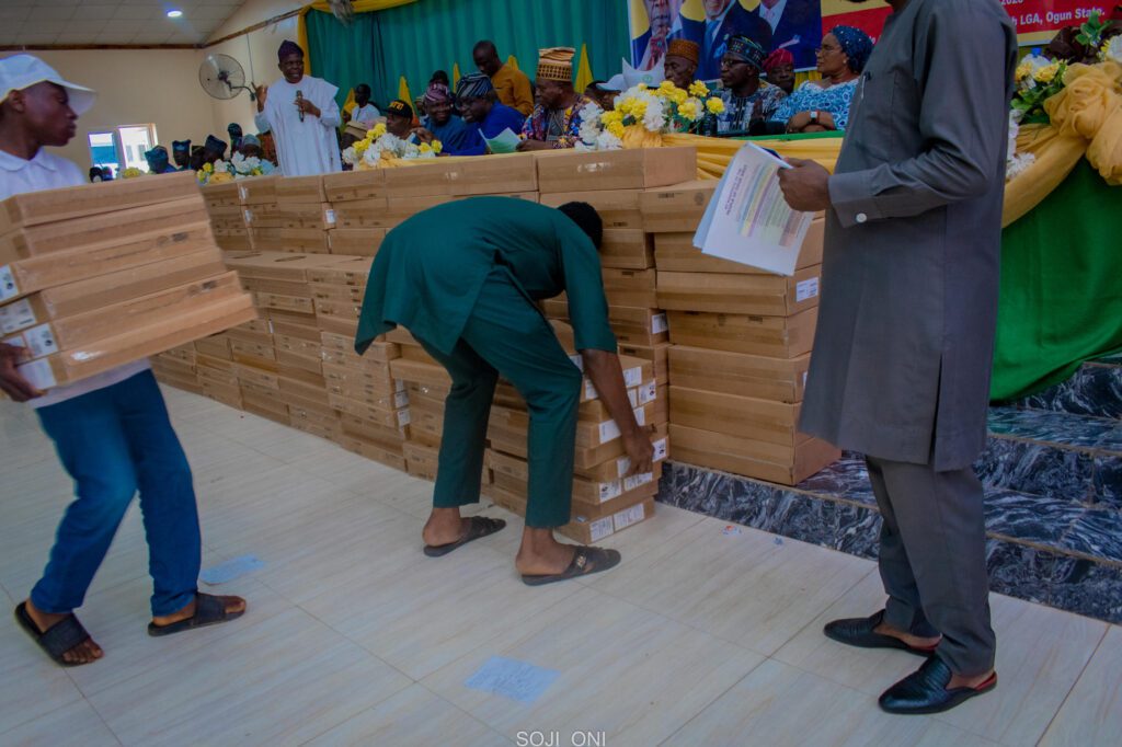 Second ICT Training for Secondary Schools dsc 7938