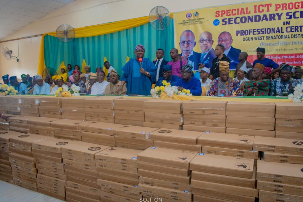 Second ICT Training for Secondary Schools dsc 7975