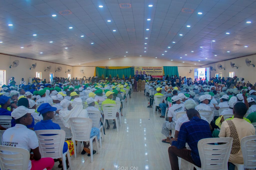 Second ICT Training for Secondary Schools dsc 8008