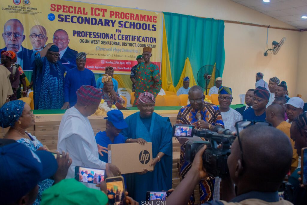 Second ICT Training for Secondary Schools dsc 8015