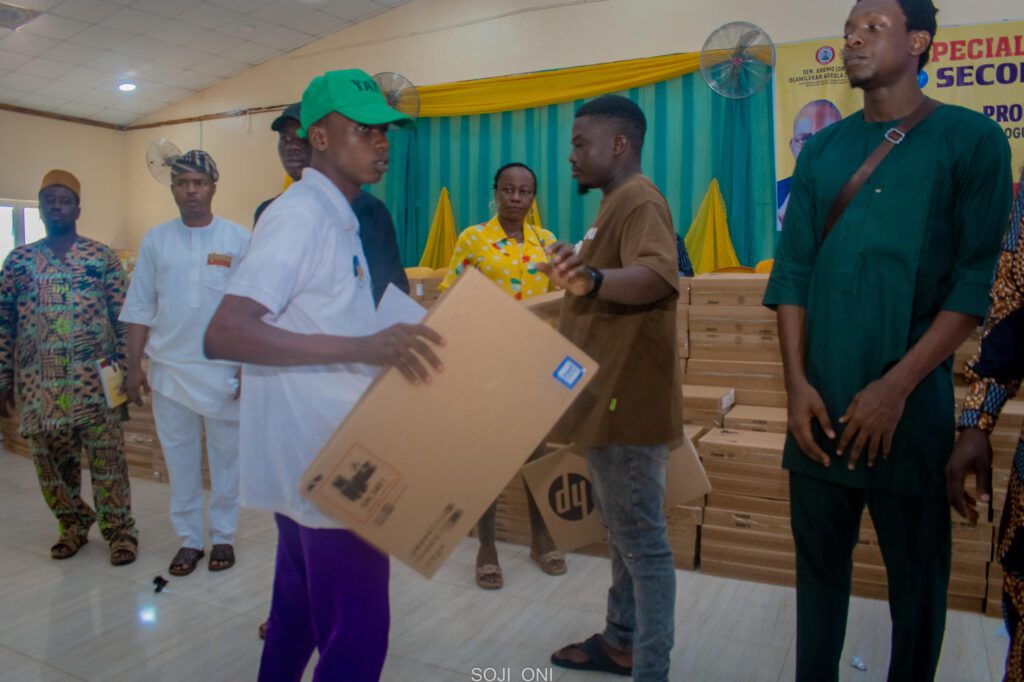 Second ICT Training for Secondary Schools dsc 8044