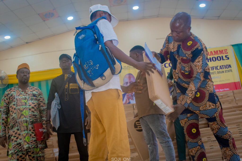 Second ICT Training for Secondary Schools dsc 8060