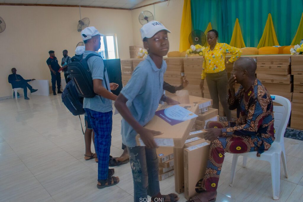 Second ICT Training for Secondary Schools dsc 8101