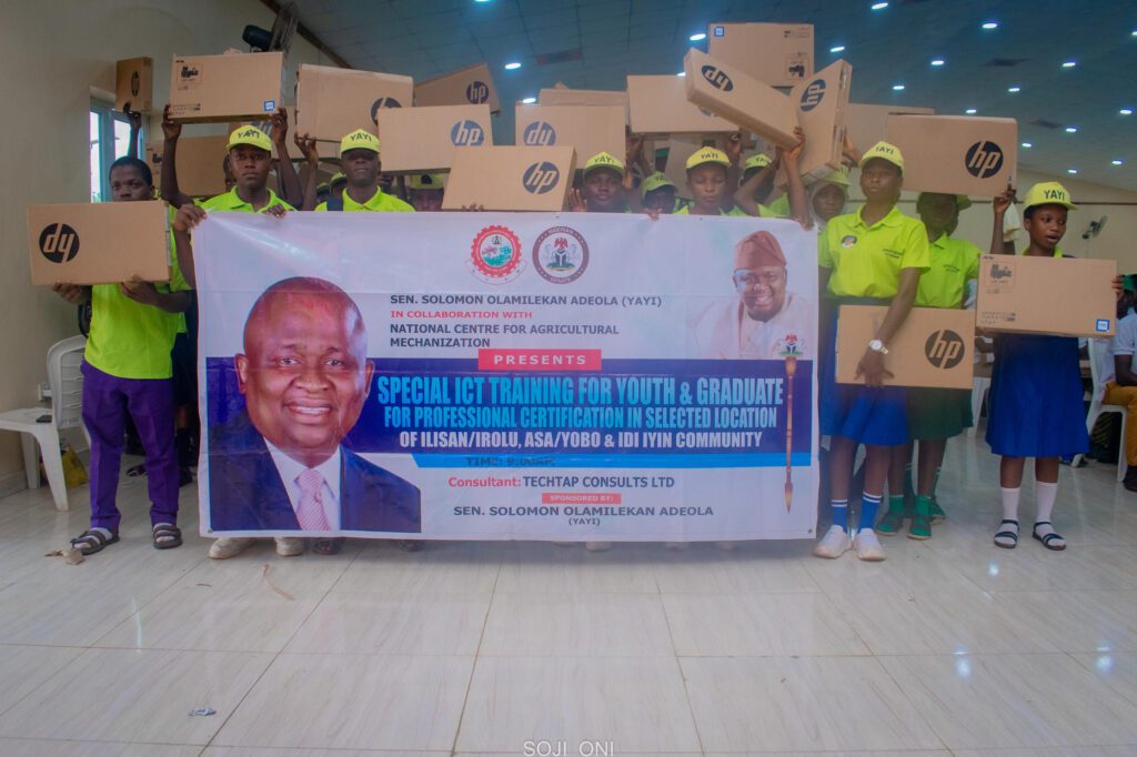 Second ICT Training for Secondary Schools dsc 8120