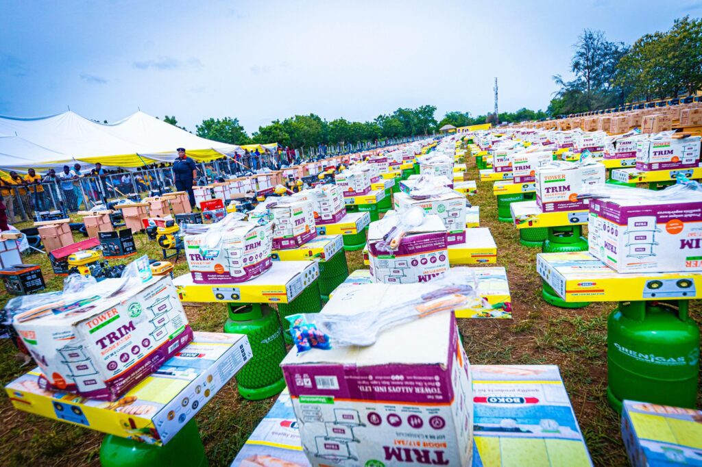 Yewa North Town Hall & Empowerment Tour s12