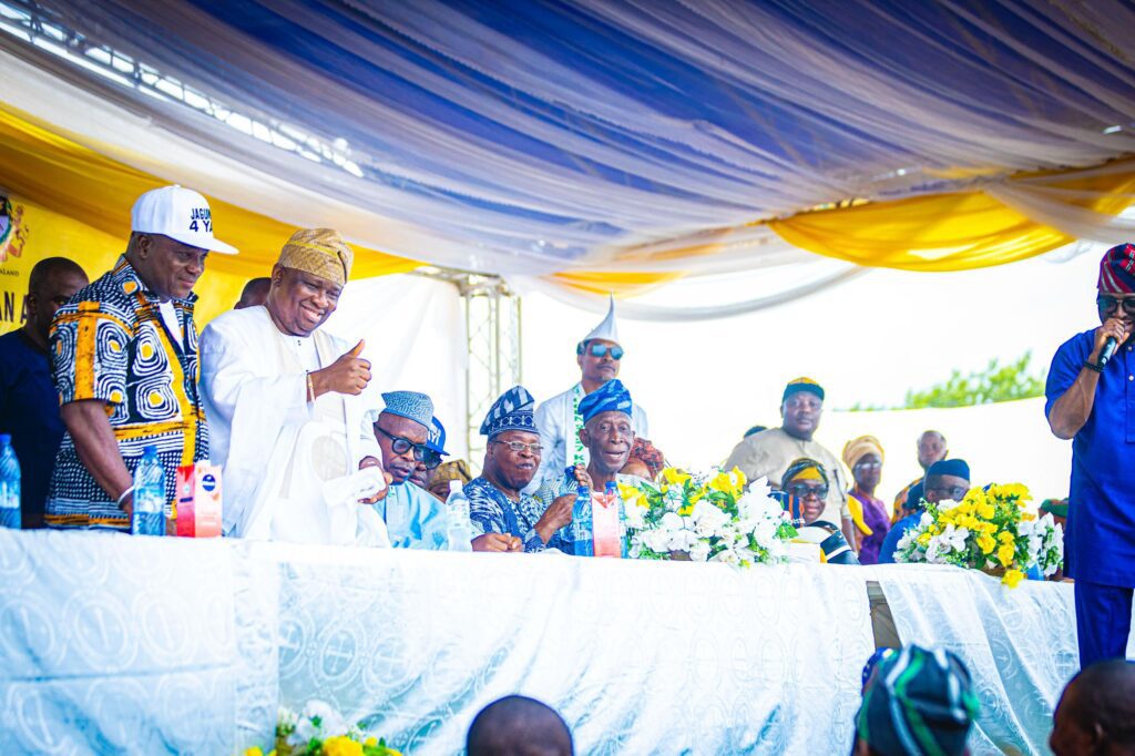 Yewa North Town Hall & Empowerment Tour s28