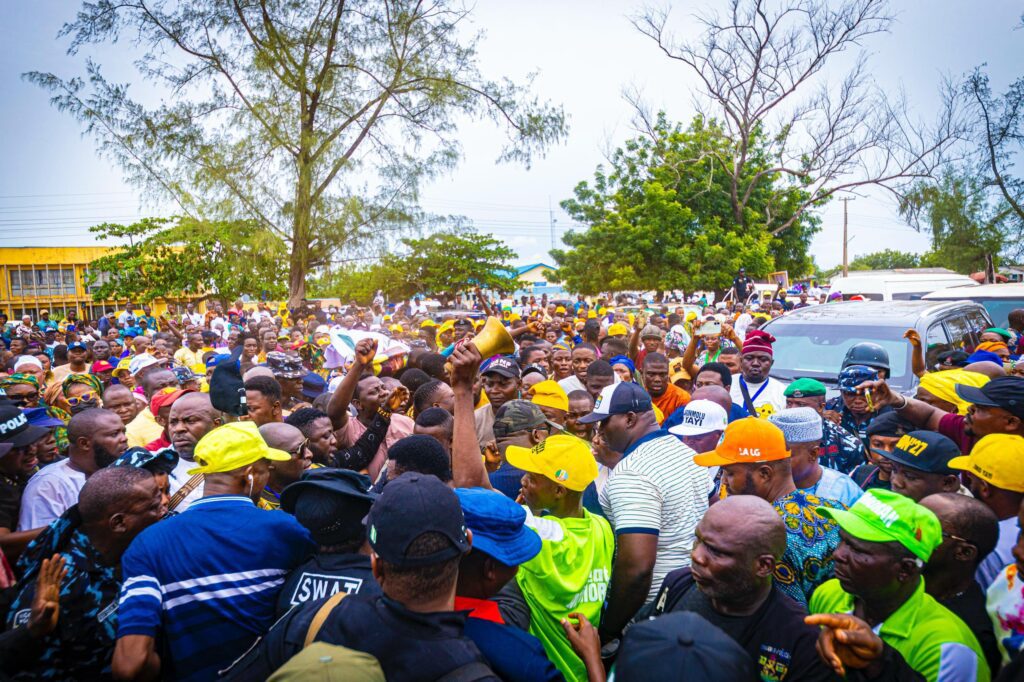 Yewa North Town Hall & Empowerment Tour s3