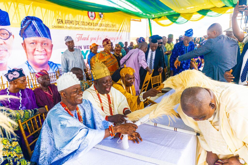 Ipokia Town Hall & Empowerment Tour y10